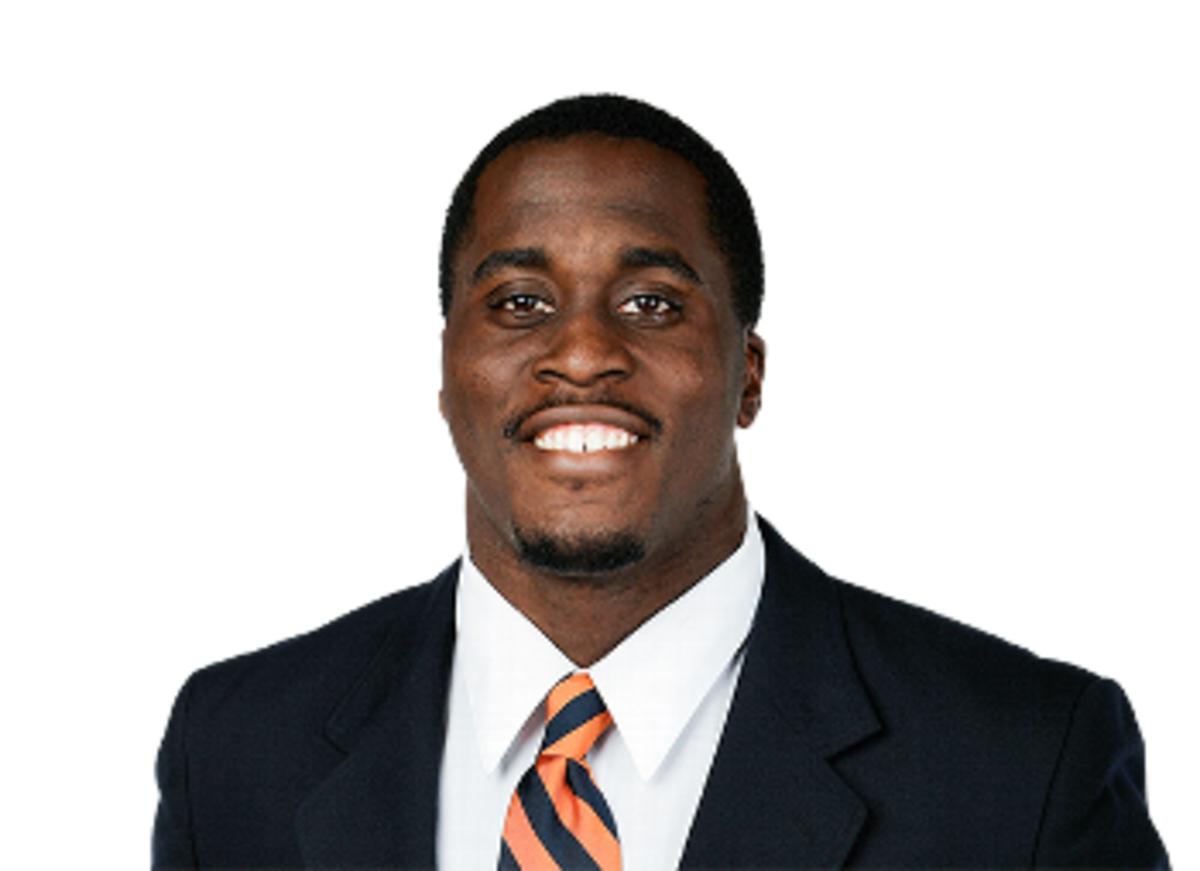 Auburn LB Derick Hall